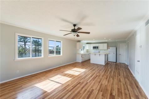 522 W Avenue C Port Aransas TX 78373