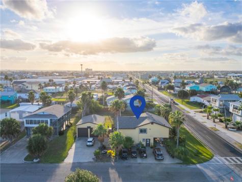 522 W Avenue C Port Aransas TX 78373