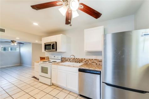 522 W Avenue C Port Aransas TX 78373