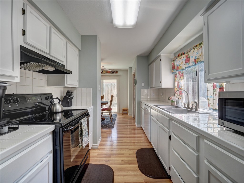 230 Winding Way Rockport TX 78382