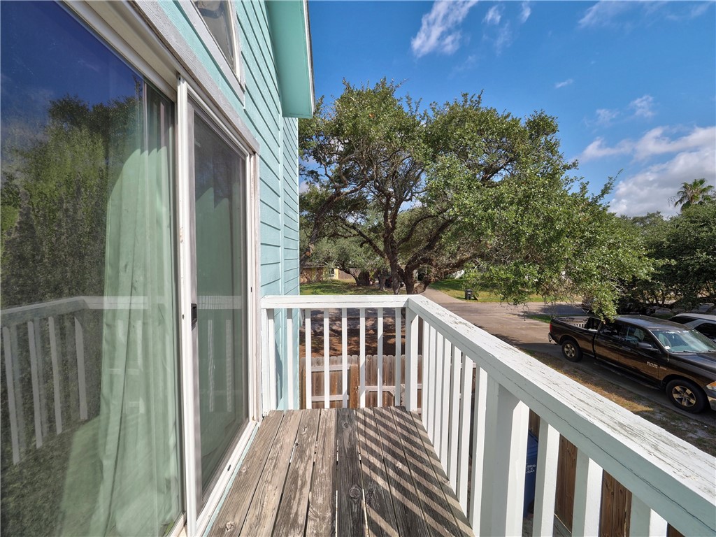 230 Winding Way Rockport TX 78382