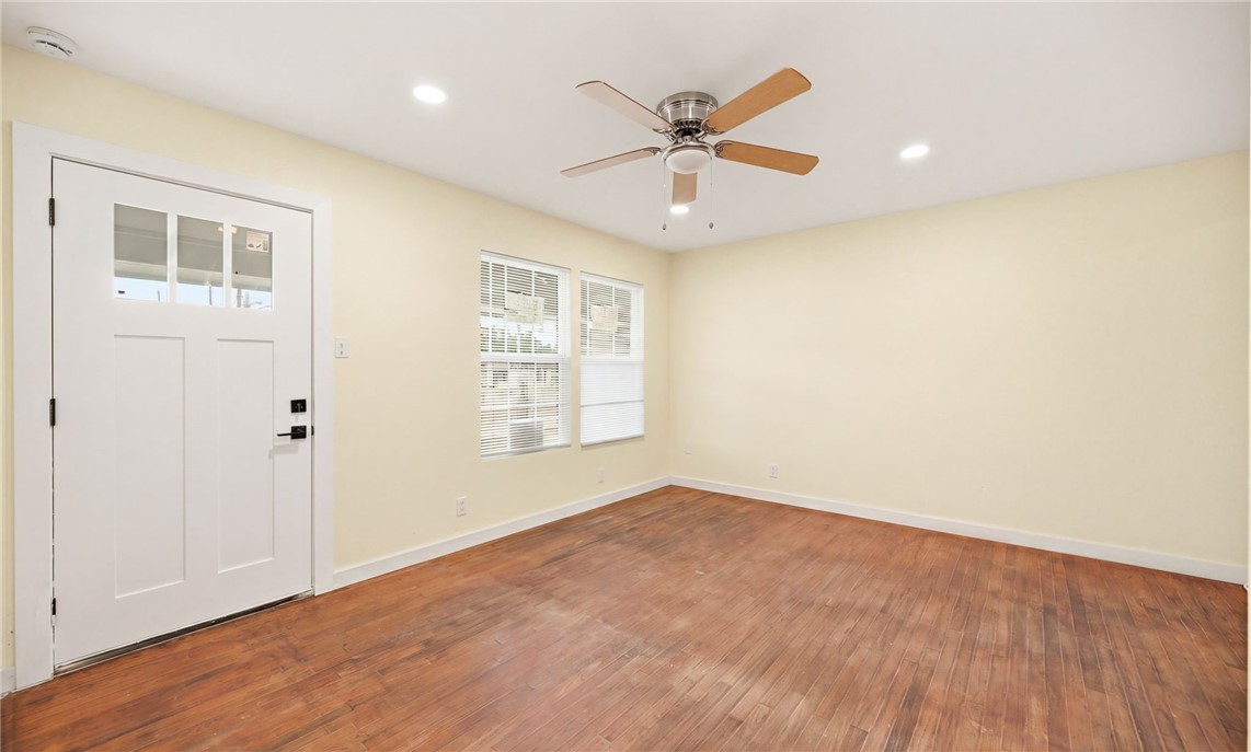 4902 Weber Corpus Christi TX 78411