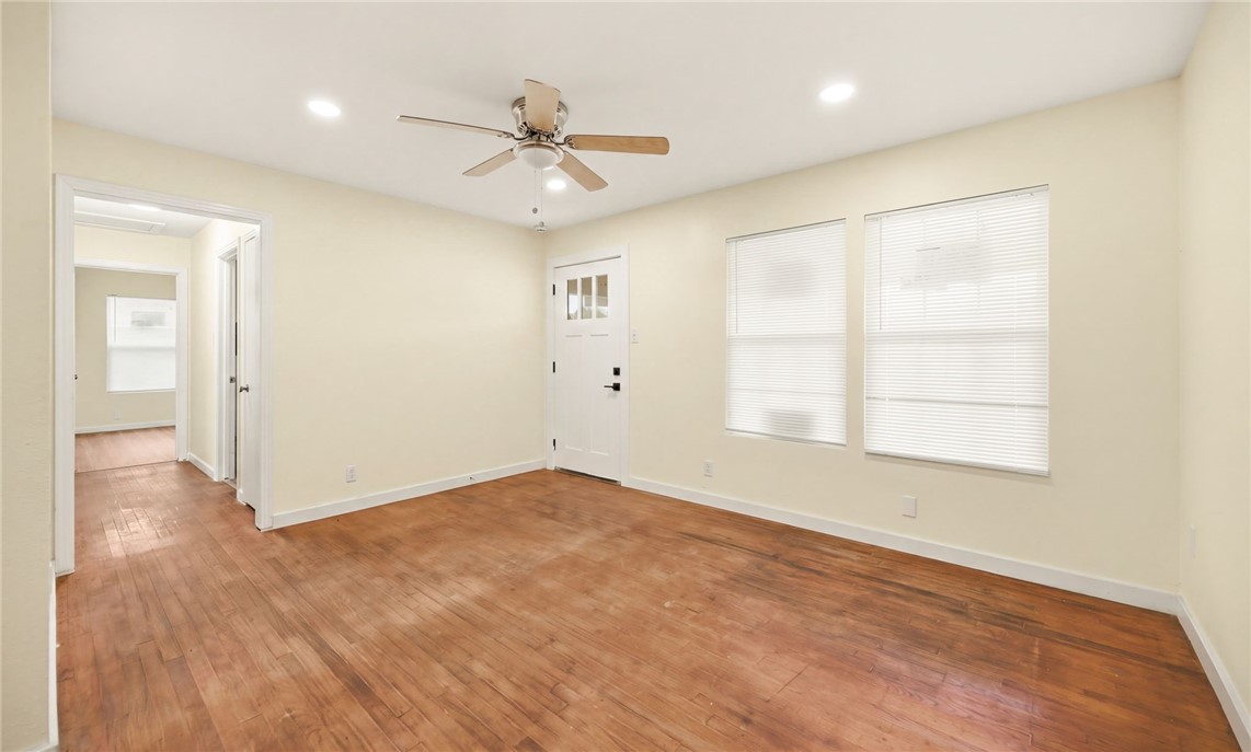 4902 Weber Corpus Christi TX 78411