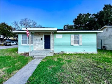 220 Fairview Drive Kingsville TX 78363