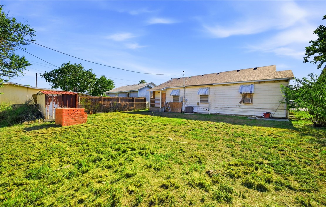 4305 Nesbitt Drive Corpus Christi TX 78415