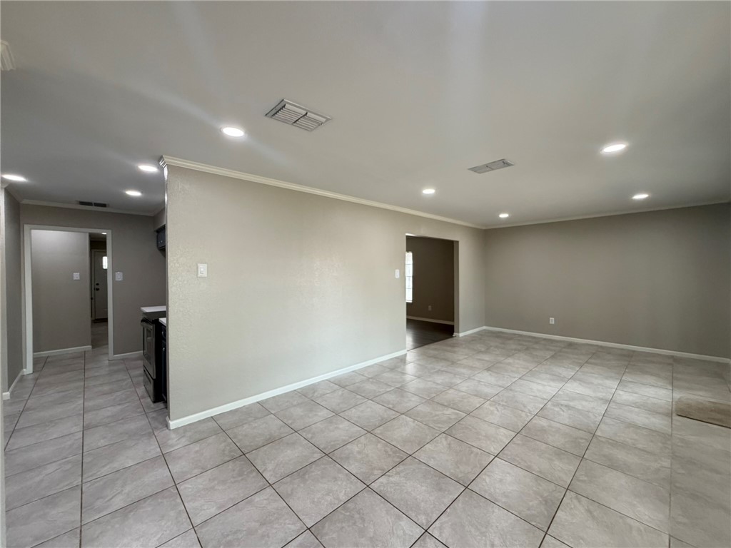 749 Alhambra Drive Corpus Christi TX 78418