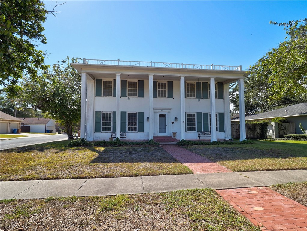 201 Del Mar Boulevard Corpus Christi TX 78404-1826
