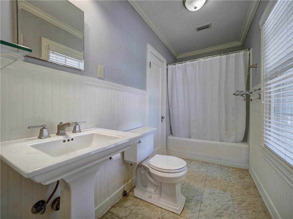 201 Del Mar Boulevard Corpus Christi TX 78404-1826