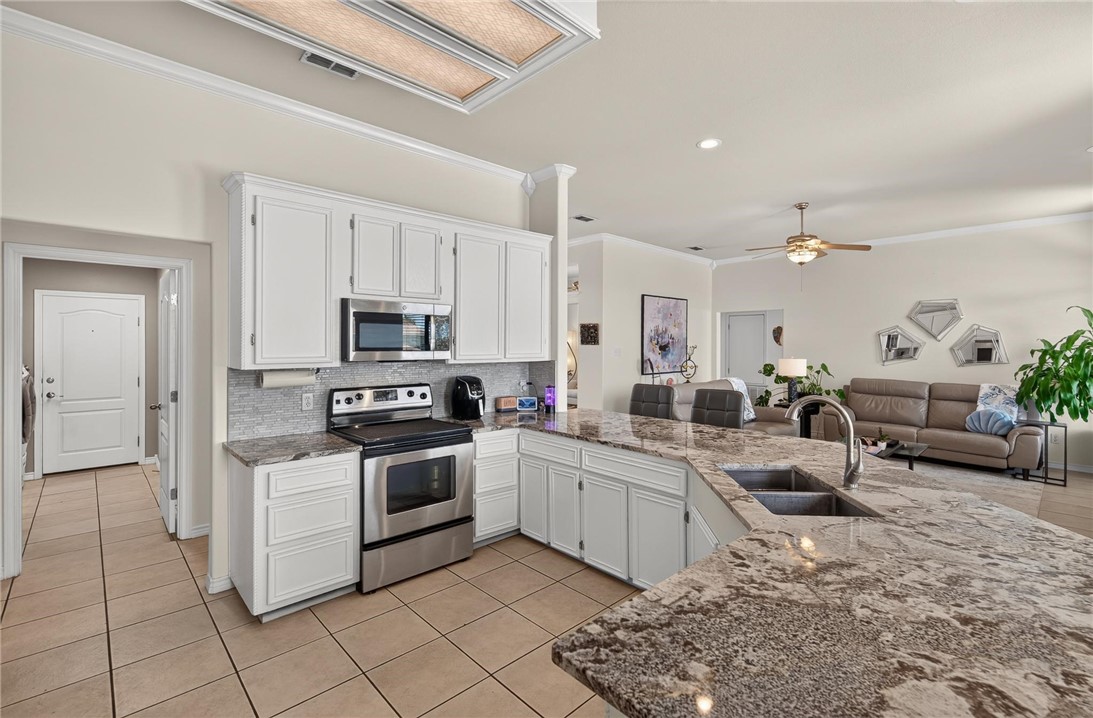14122 Atascadera Avenue Corpus Christi TX 78418