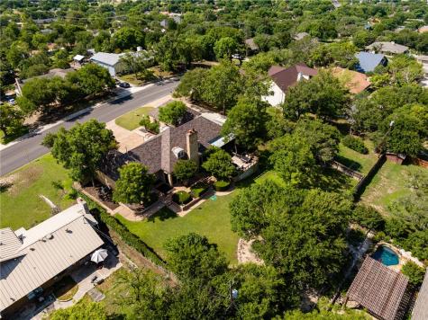 418 N Coronado Drive Kerrville TX 78028