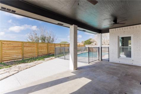 6402 Avignon Street Corpus Christi TX 78414