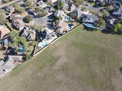 6402 Avignon Street Corpus Christi TX 78414