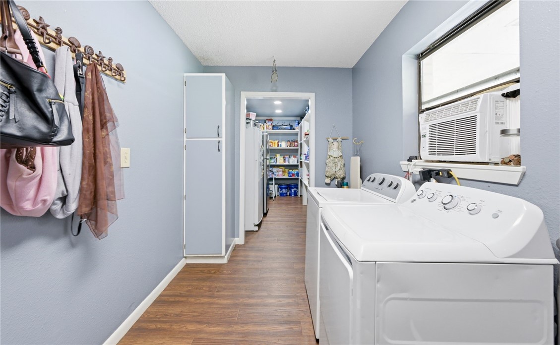 6996 Lovers Lane Corpus Christi TX 78412