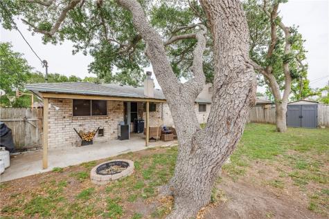 3109 Crestwater Drive Corpus Christi TX 78415