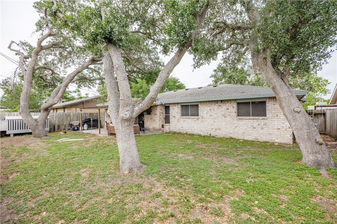 3109 Crestwater Drive Corpus Christi TX 78415