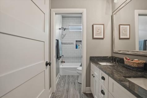 6137 Main Mathis TX 78368