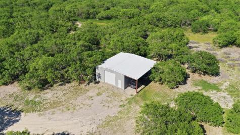 6137 Main Mathis TX 78368