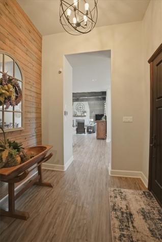 6137 Main Mathis TX 78368