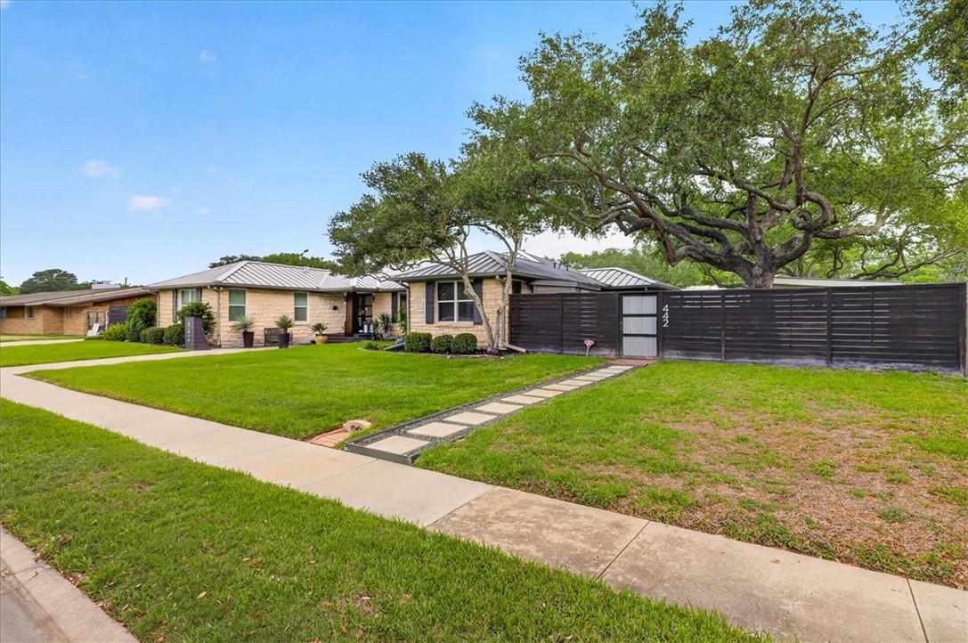442 Bermuda Place Corpus Christi TX 78411