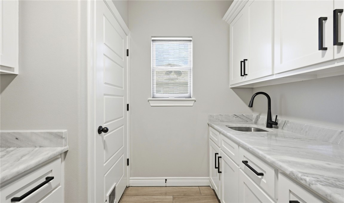 2549 Atlantic View Street Corpus Christi TX 78415