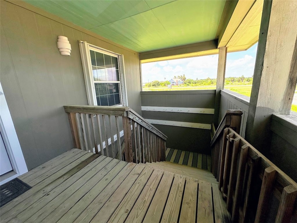 103 Palm Drive Rockport TX 78382