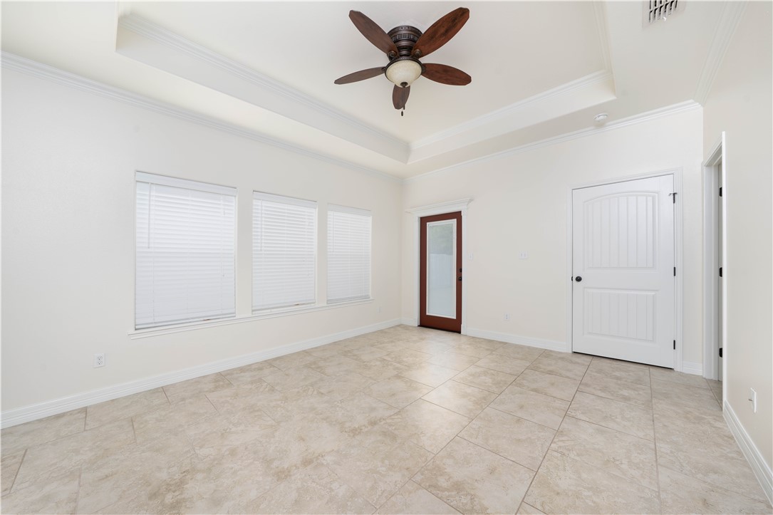 2233 Pinehollow Corpus Christi TX 78418