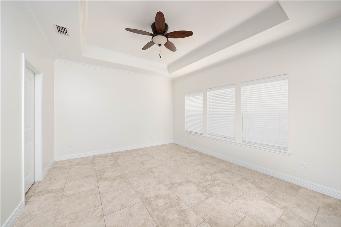 2233 Pinehollow Corpus Christi TX 78418