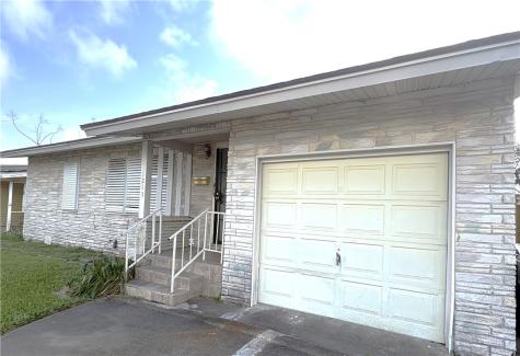 1213 Belmeade Drive Corpus Christi TX 78412