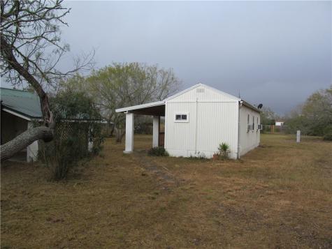 1816 W County Road 303 Orange Grove TX 78372