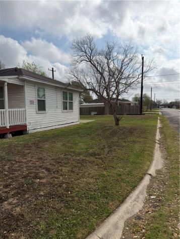 4226 Christie Street Corpus Christi TX 78415