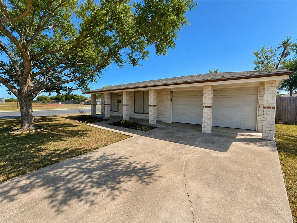5829 Kerry Drive Corpus Christi TX 78413