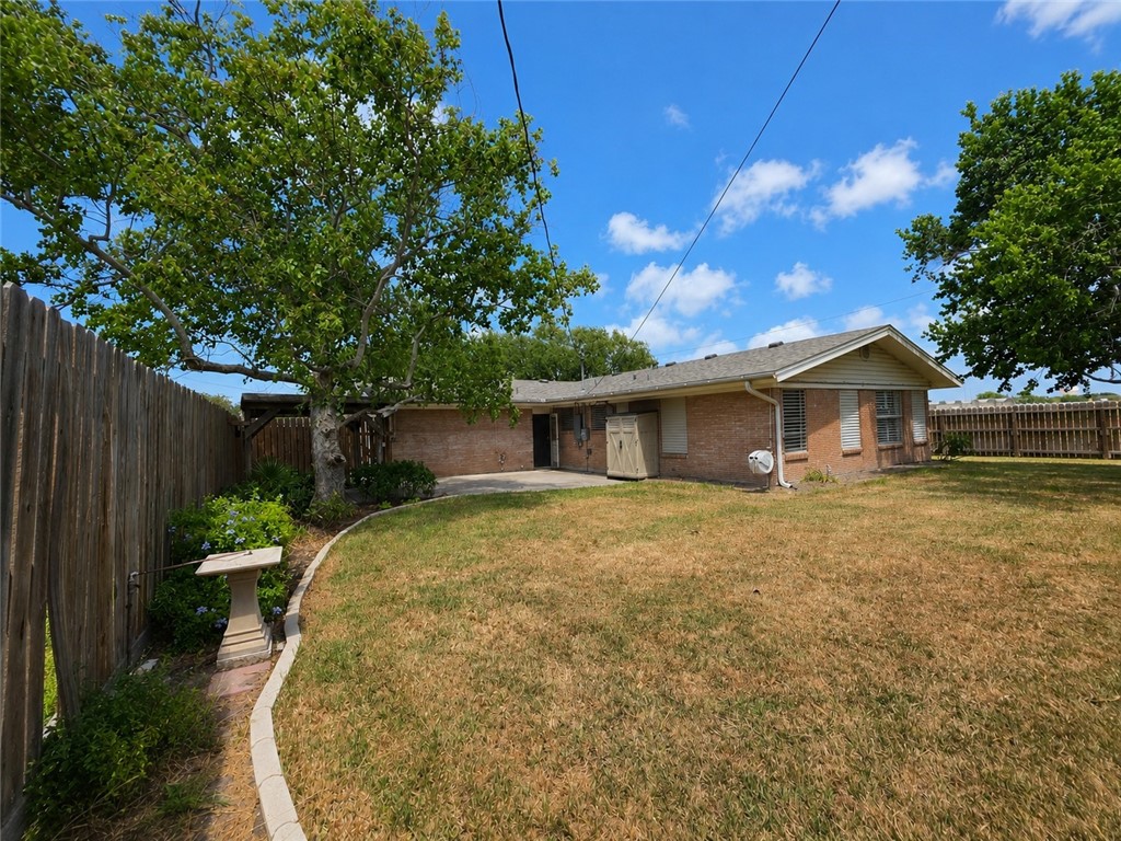 5829 Kerry Drive Corpus Christi TX 78413