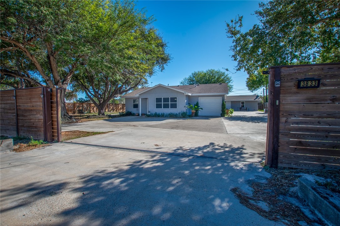 3833 Matteson Street Corpus Christi TX 78418