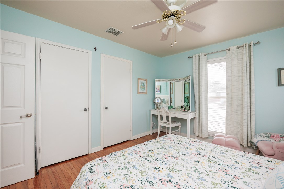 650 Sharon Drive Corpus Christi TX 78412