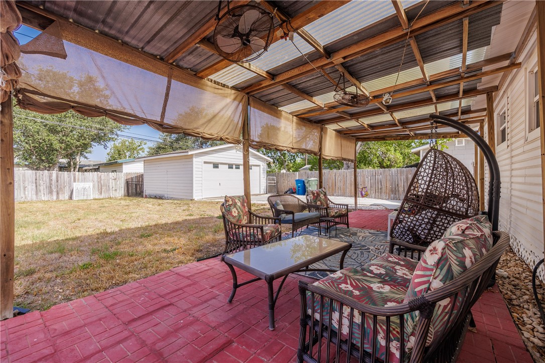 650 Sharon Drive Corpus Christi TX 78412