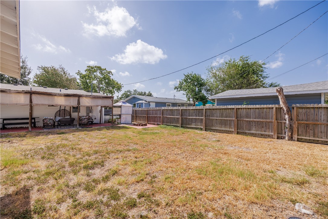 650 Sharon Drive Corpus Christi TX 78412