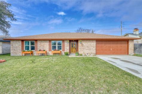 1821 Baffin Drive Portland TX 78374