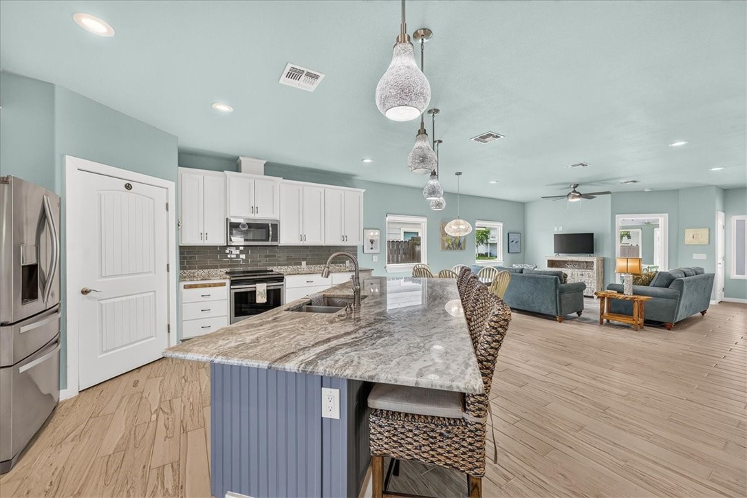 1022 Channel Vista Drive Port Aransas TX 78373