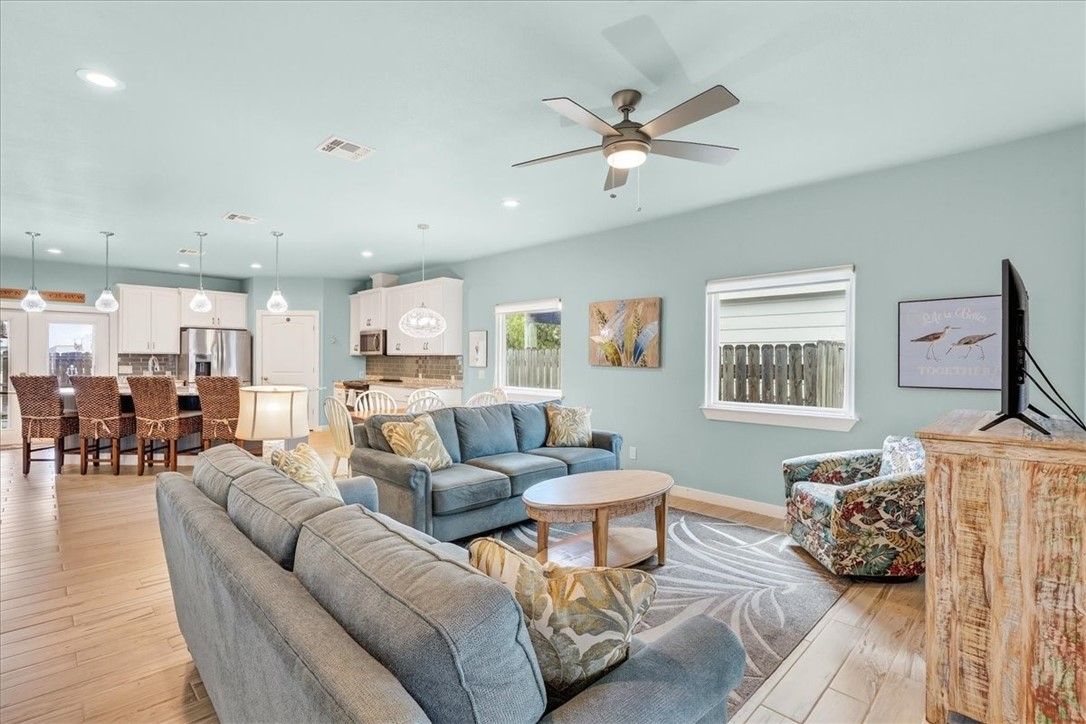 1022 Channel Vista Drive Port Aransas TX 78373