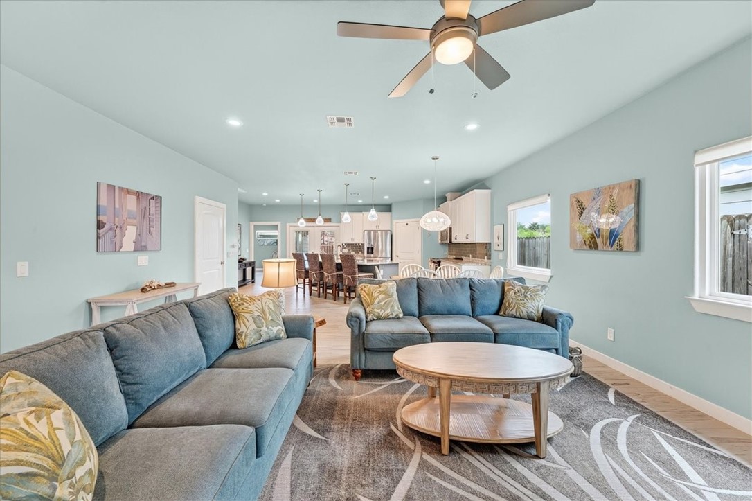 1022 Channel Vista Drive Port Aransas TX 78373