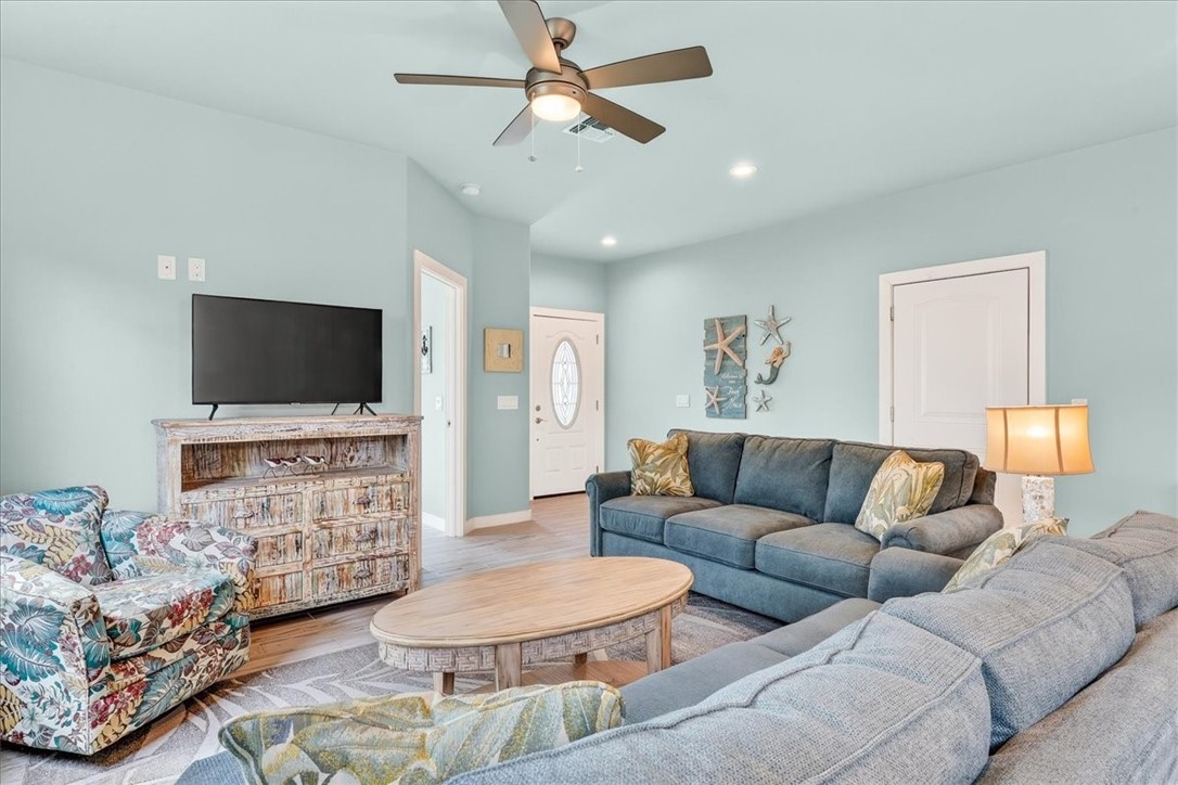 1022 Channel Vista Drive Port Aransas TX 78373
