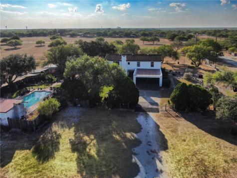 289 E County Road 2150 Kingsville TX 78363