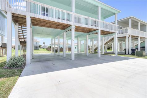 115 Paradise Drive Rockport TX 78382