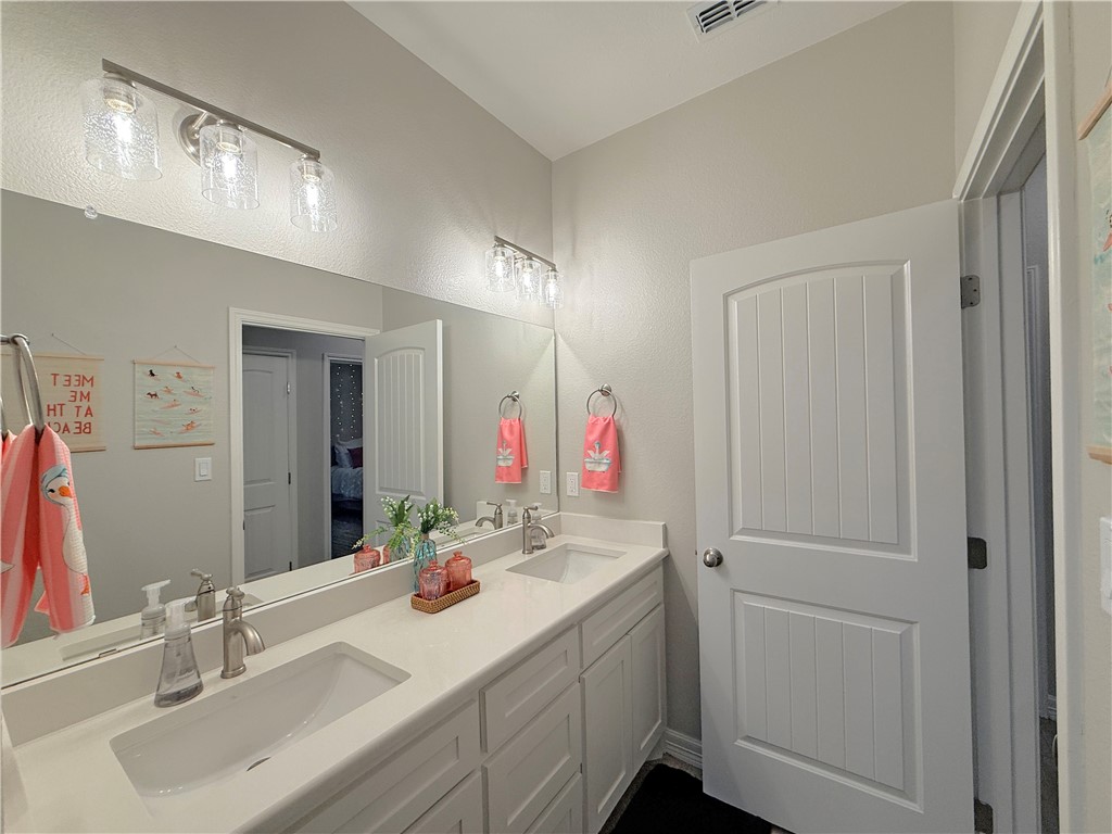 105 Traditions Drive Rockport TX 78382