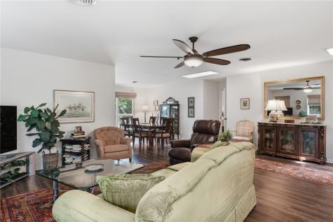 2104 Crescent Drive Rockport TX 78382