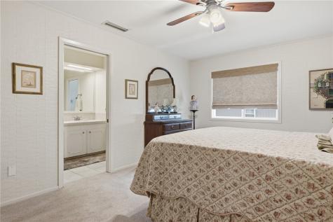 2104 Crescent Drive Rockport TX 78382