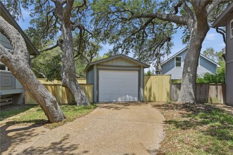 2104 Crescent Drive Rockport TX 78382