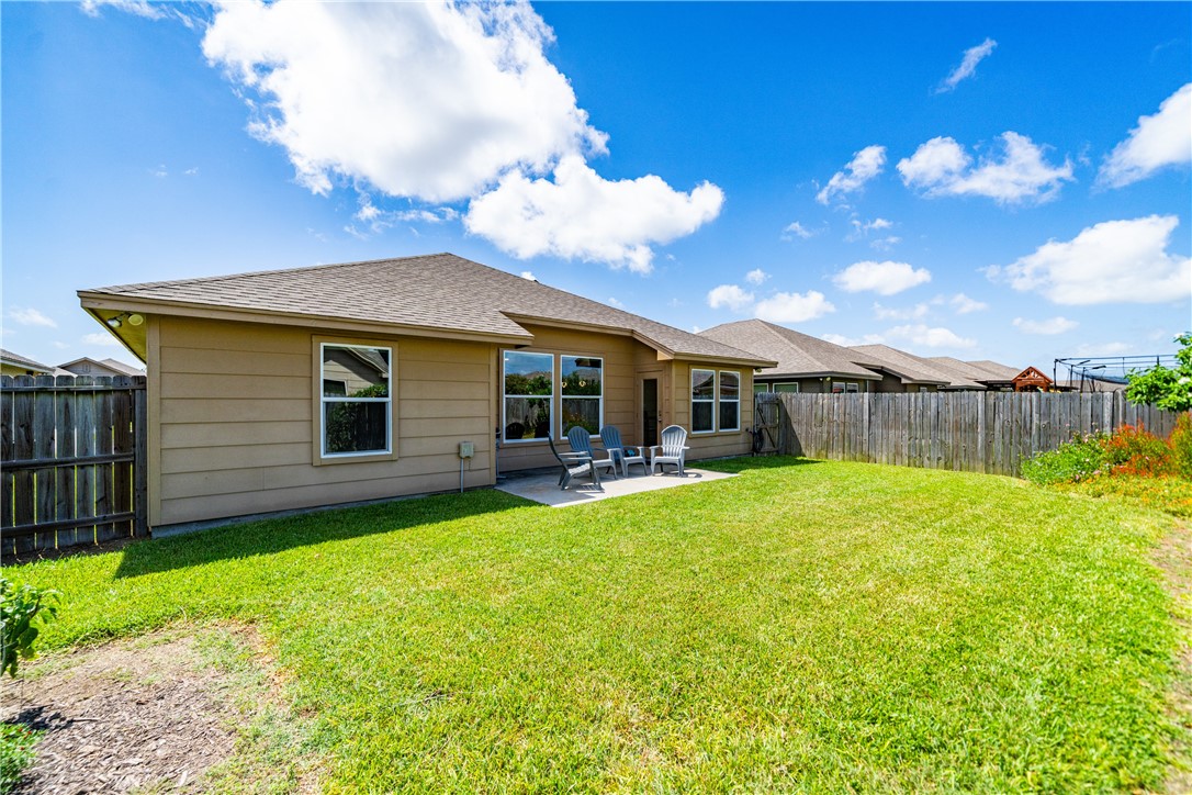 2221 Spoonbill Drive Corpus Christi TX 78414
