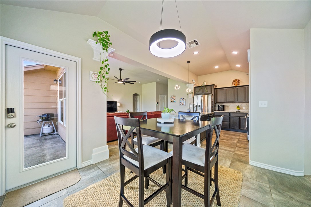 2221 Spoonbill Drive Corpus Christi TX 78414