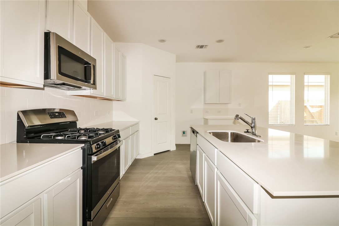 7829 Wonder Woman Drive Corpus Christi TX 78414